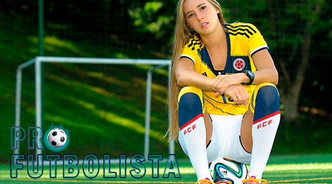 La imagen tiene un atributo ALT vacÃ­o; su nombre de archivo es mujer-y-futbol1.jpg